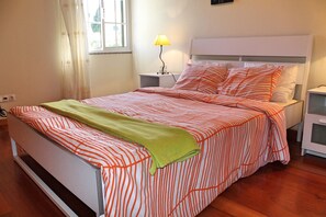 4 bedrooms, desk, iron/ironing board, WiFi - Large house, sunny Calheta | Casa Vista Bela (Estreito da Calheta)