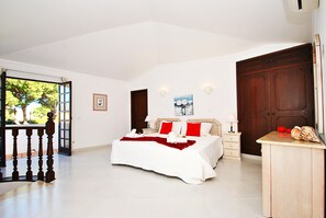3 habitaciones y caja de seguridad en la habitación