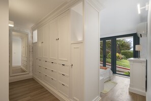 3 Schlafzimmer, schallisolierte Zimmer, Bügeleisen/Bügelbrett, WLAN