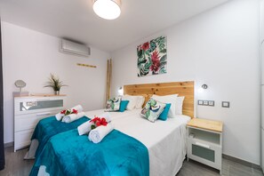 1 slaapkamer, een strijkplank/strijkijzer, wifi, beddengoed