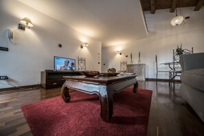 Interior - Mansarda Magritte - sleeps 5 guests  in 2 bedrooms (Venice)