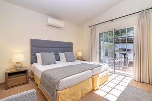 4 bedrooms, WiFi, bed sheets