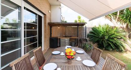 MARTORELL - Terraced House Only Families