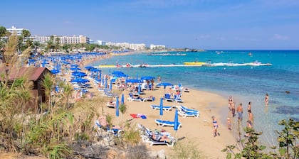 Silver Sands Penthouse - Charming Protaras Centre Getaway