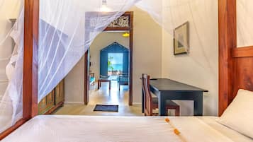 2 bedrooms, in-room safe, iron/ironing board, WiFi