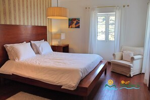 4 عدّة غرف نوم وتجهيزات عازلة للصوت ومكواة/لوح كي وواي فاي