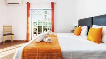 6 Schlafzimmer, Zimmersafe, Bügeleisen/Bügelbrett, kostenloses WLAN