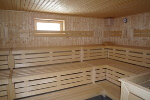 Sauna - Relax in a cozy atmosphere with mountain views (Scheidegg)