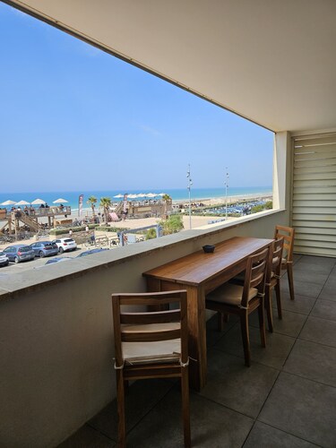 Pasino bright apartment+Terrace15m2, seafront, WIFI, Parking included, 8p, N°3