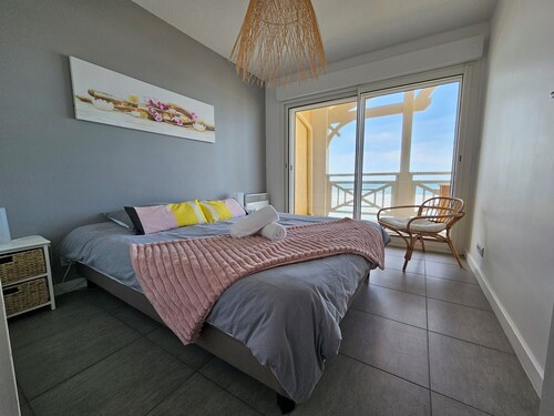 Pasino bright apartment,+Terrace15m²,face mer, WIFI, Parking included, 8p,N°6