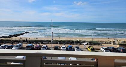 Pasino appartement lumineux,+Terrasse15mÂČ,face mer, WIFI, Parking inclus,8p,N°6