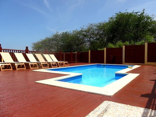 GIVE ANOTHER SENSE TO YOUR STAY WITH THE GITE "HIBISCUS"