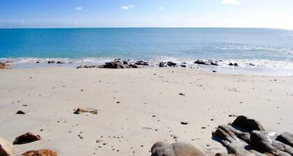 A 2 pas de la plage, la TRIPLETTE OUEST