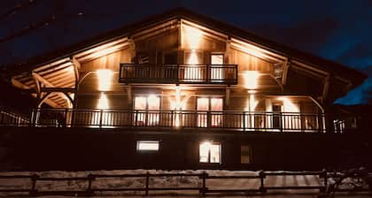 200m from the gondola, beautiful chalet for 15 people