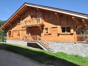 Exterior detail - 200m from the gondola, beautiful chalet for 15 people with 7 en-suite bedrooms (Morillon)