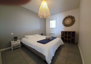 2 habitaciones, tabla de planchar con plancha y wifi gratis