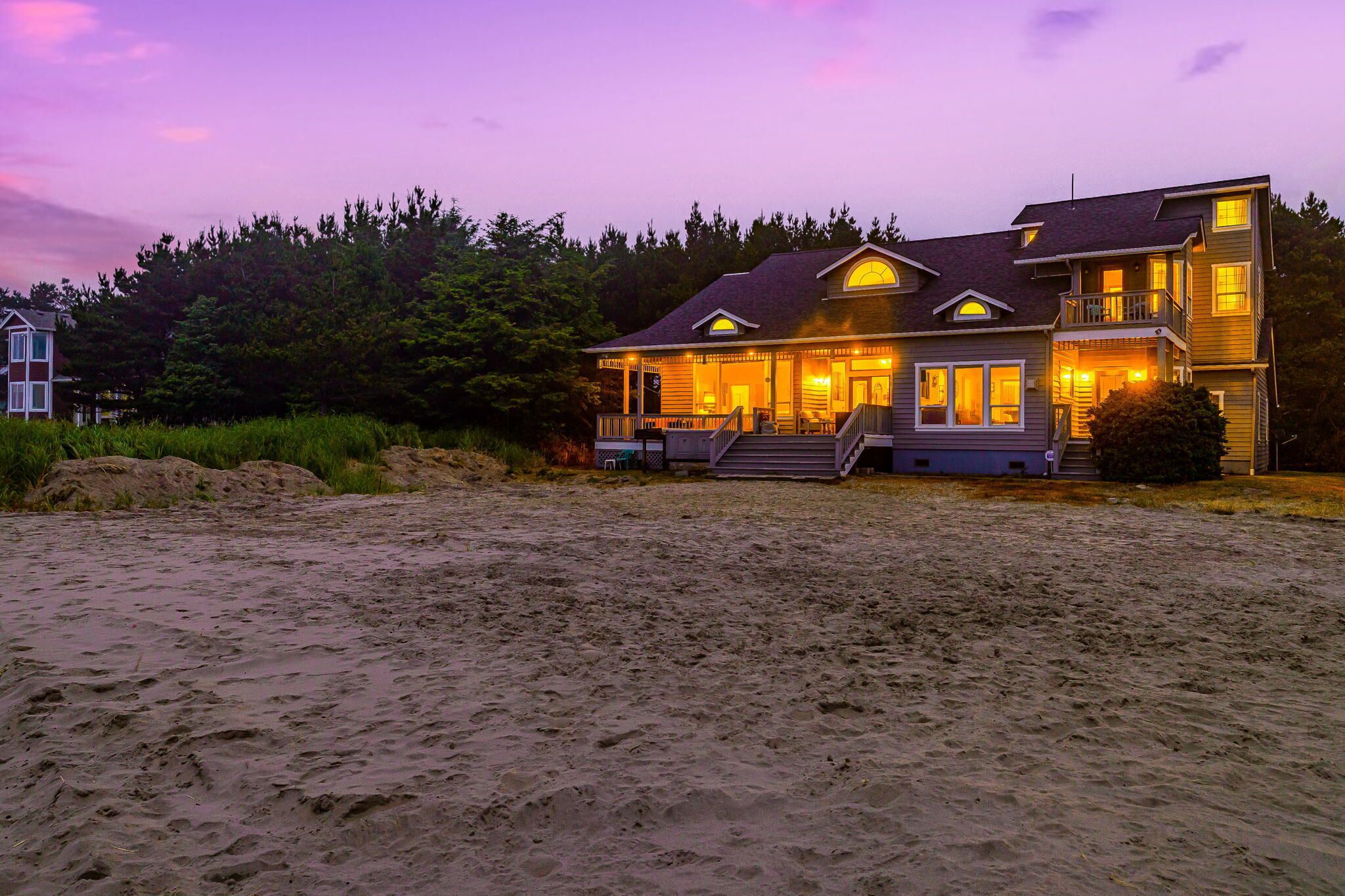 25% Off NOW! Ultimate BeachFront Hm-3min Walk 2 Beach-HotTub-AmazingGameRm