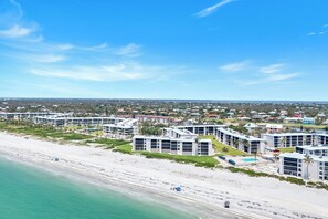 Beach - SUNDIAL I201 NOW AVAILABLE FOR 3 NIGHT STAYS! (Sanibel)