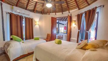 4 chambres, fer et planche à repasser, lit parapluie, Wi-Fi gratuit