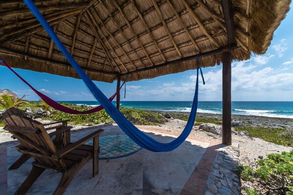 Property grounds - 4 Bedroom oceanfront home centrally located in Akumal. Pool, AC, Wifi, Cook (Akumal)