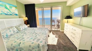 2 makuuhuonetta, silitysrauta/-lauta, ilmainen Wi-Fi, vuodevaatteet