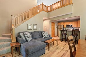 TV, fireplace, DVD player