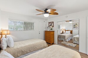 2 habitaciones, tabla de planchar con plancha y wifi gratis