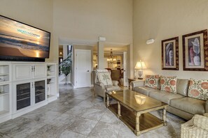 Smart TV, DVD player