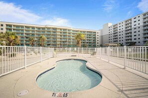 Unclassified image, 2 of 38, button