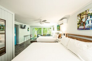 Silitysrauta/-lauta, Wi-Fi, vuodevaatteet