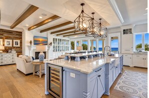 31A Dune - Kitchen and Main Living Area