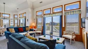 Tv, dvd-spelare och en stereo