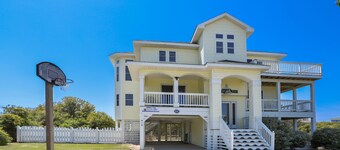 8/8 week just opened!  600 ft to beach access! Private heated pool, hot tub, pets welcome!