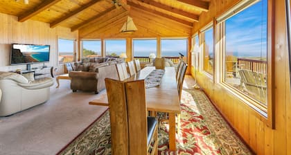 Dog-friendly, oceanfront home with private hot tub - next to the State Park