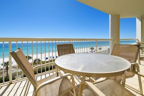 Outdoor dining - Modern Coastal Beachfront Condo w/ Expansive Balcony at Silver Beach Towers! 🏖️ (Destin)