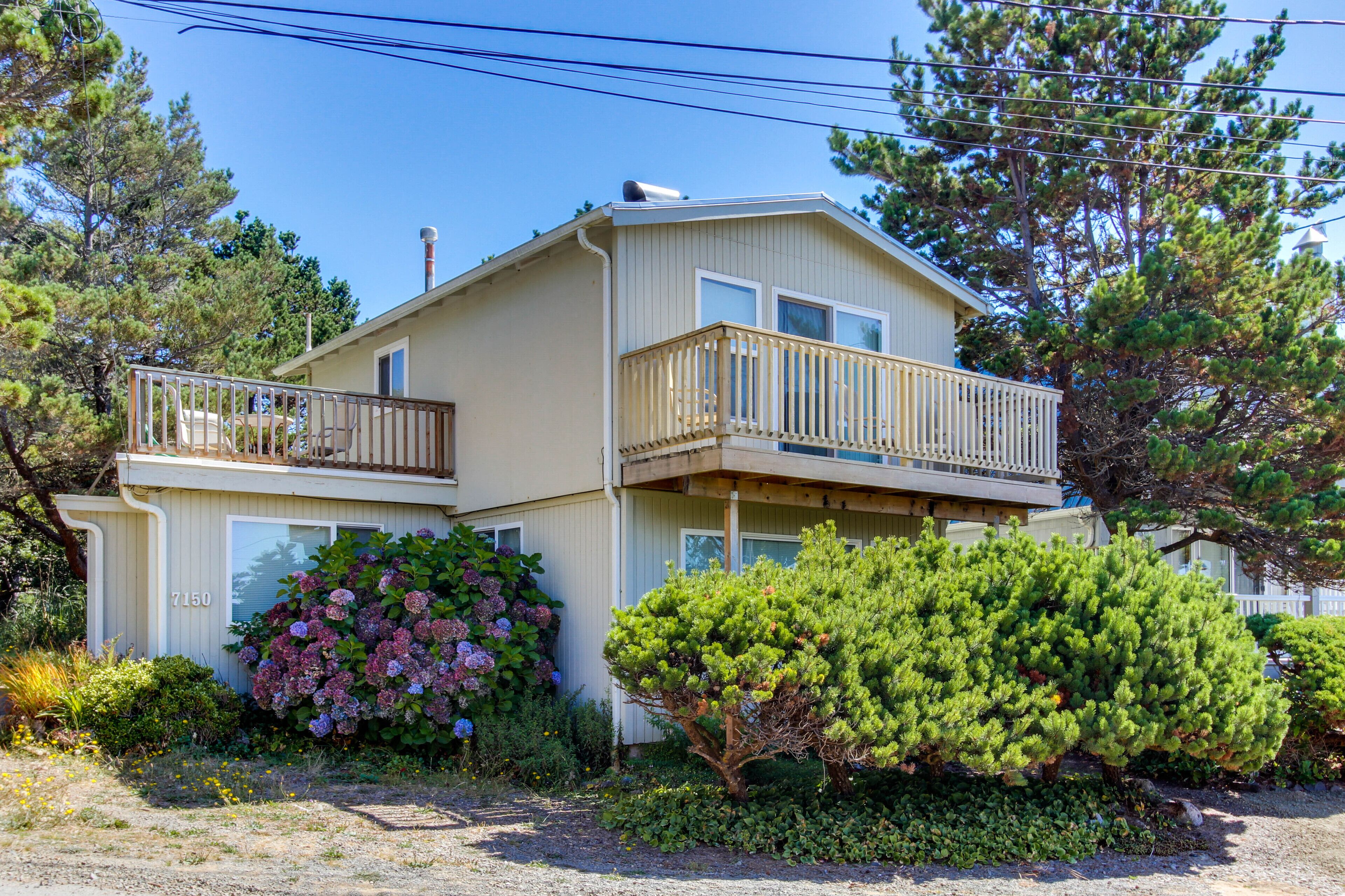 Dog-Friendly Coastal Retreat with Ocean Views, Easy Beach Access, and More