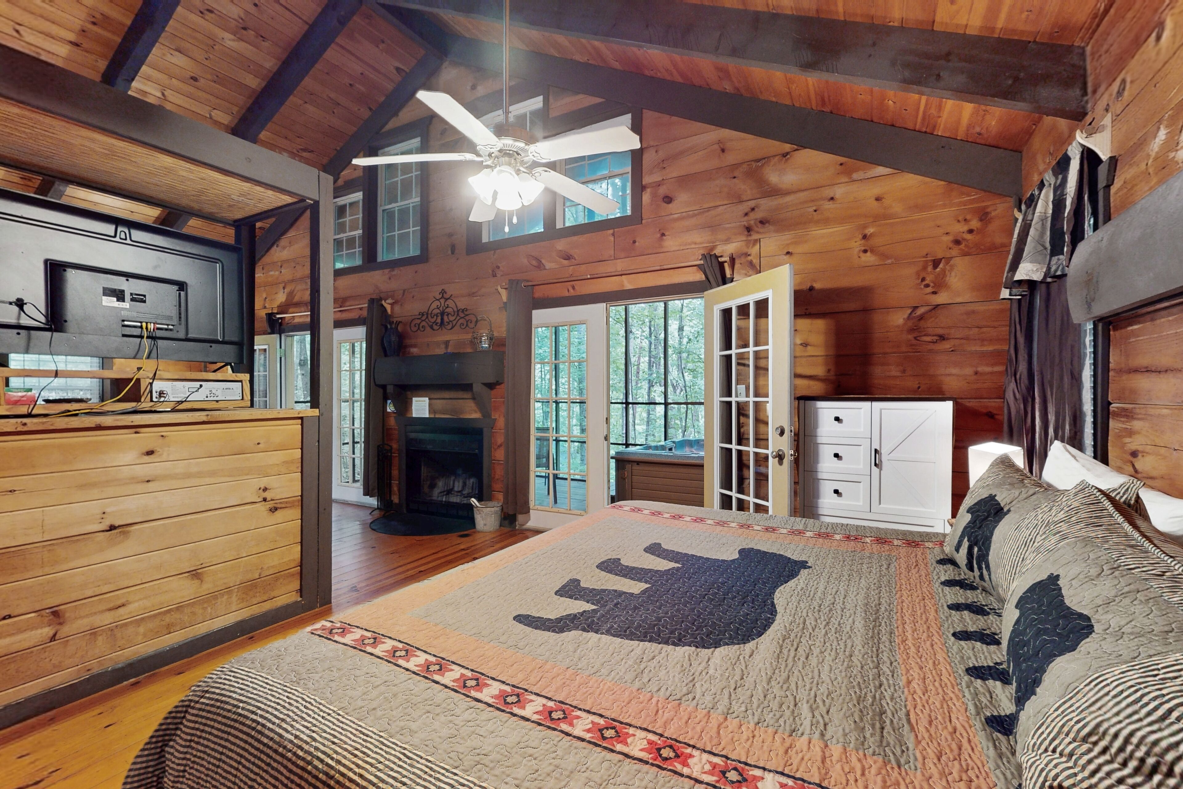 1 室のベッドルーム、アイロン / アイロン台、インターネット、ベッドシーツ