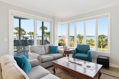 1905 S. Beach Club | Stunning 3 Bedroom | Sound Views | Open Floor Plan