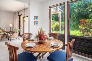 Dining - Kahala 913 Ground Floor Garden By Suite Paradise (Koloa)