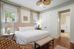 3 chambres, fer et planche à repasser, accès à Internet, literie fournie