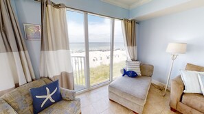 TV, DVD player - 2 Masters w/ Gulf View on1st Floor w/ Free Beach Chairs & Golf Everyday! (Panama City Beach)
