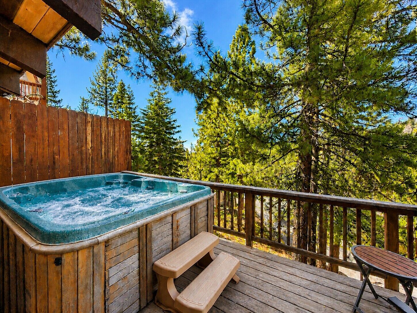 Bain à remous extérieur