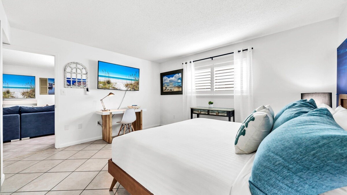 Photo 8 of Beach Service Included! Pet Friendly! CLM 7B!