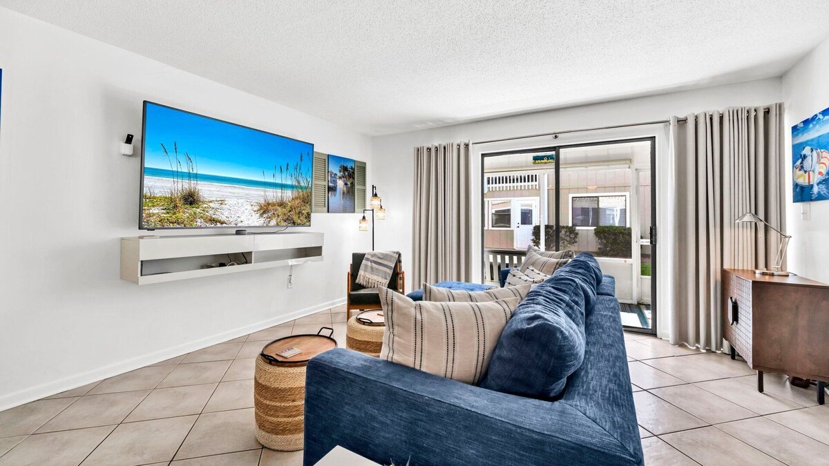 Photo 20 of Beach Service Included! Pet Friendly! CLM 7B!