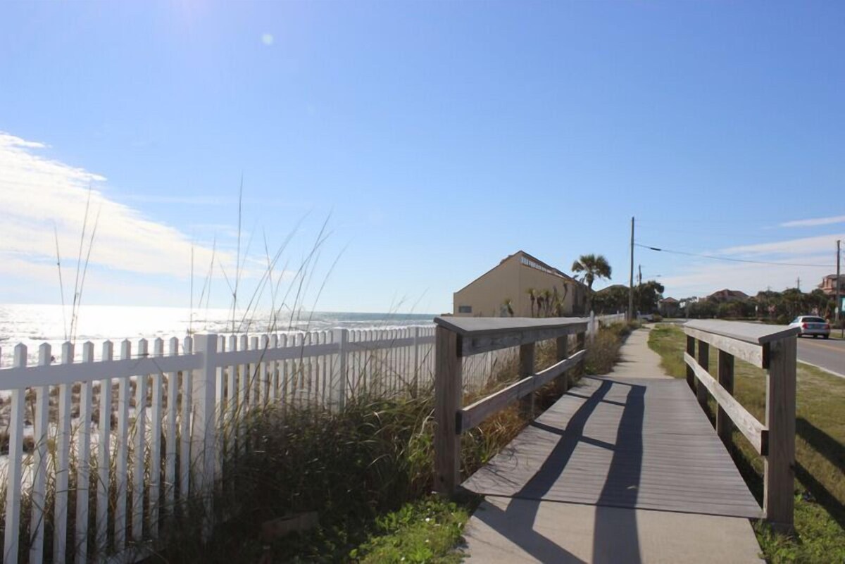 Photo 46 of Beach Service Included! Pet Friendly! CLM 7B!