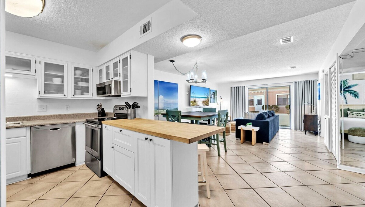Photo 15 of Beach Service Included! Pet Friendly! CLM 7B!