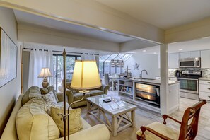 Smart TV, DVD player - 189 Beachwalk - Located in Shipyard Plantation and a quick walk to the ocean. (Hilton Head Island)