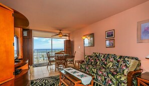 TV, DVD player - Aloha Condos, Ilikai Marina, Condo 1294, Oceanfront, AC (Honolulu)