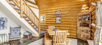 Chalet de montagne paisible avec une vue imprenable, parfait pour une escapade tranquille!