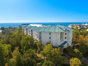 Exterior - Blue Mountain Awaits: 3rd floor w/ seasonal beach service! (Santa Rosa Beach)